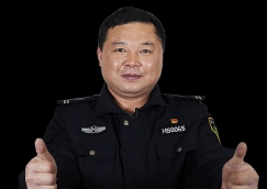 全國人大代表、黃山“守松人”